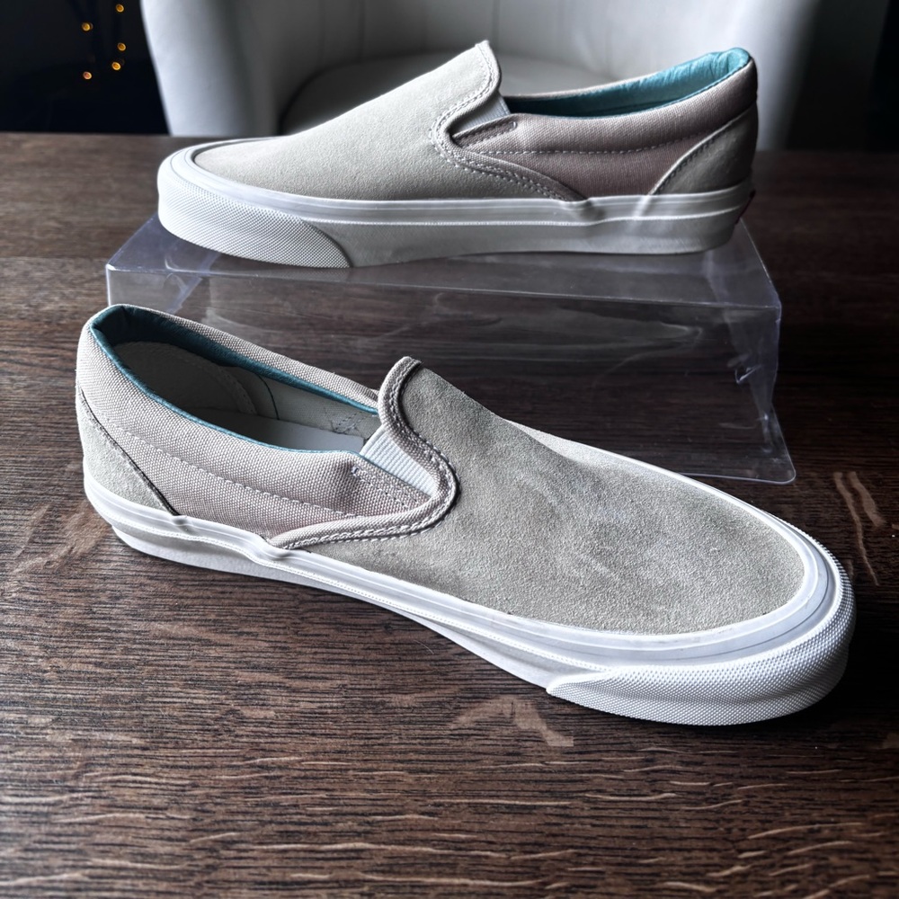 Vans Classic Slip On Beige Tan Suede‎ Canvas Men 8.5 Women 10 Neutral